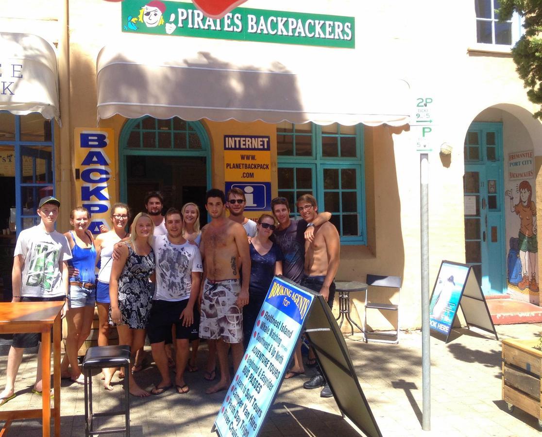 Pirates Backpackers Hostel ฟรีแมนเทิล ภายนอก รูปภาพ