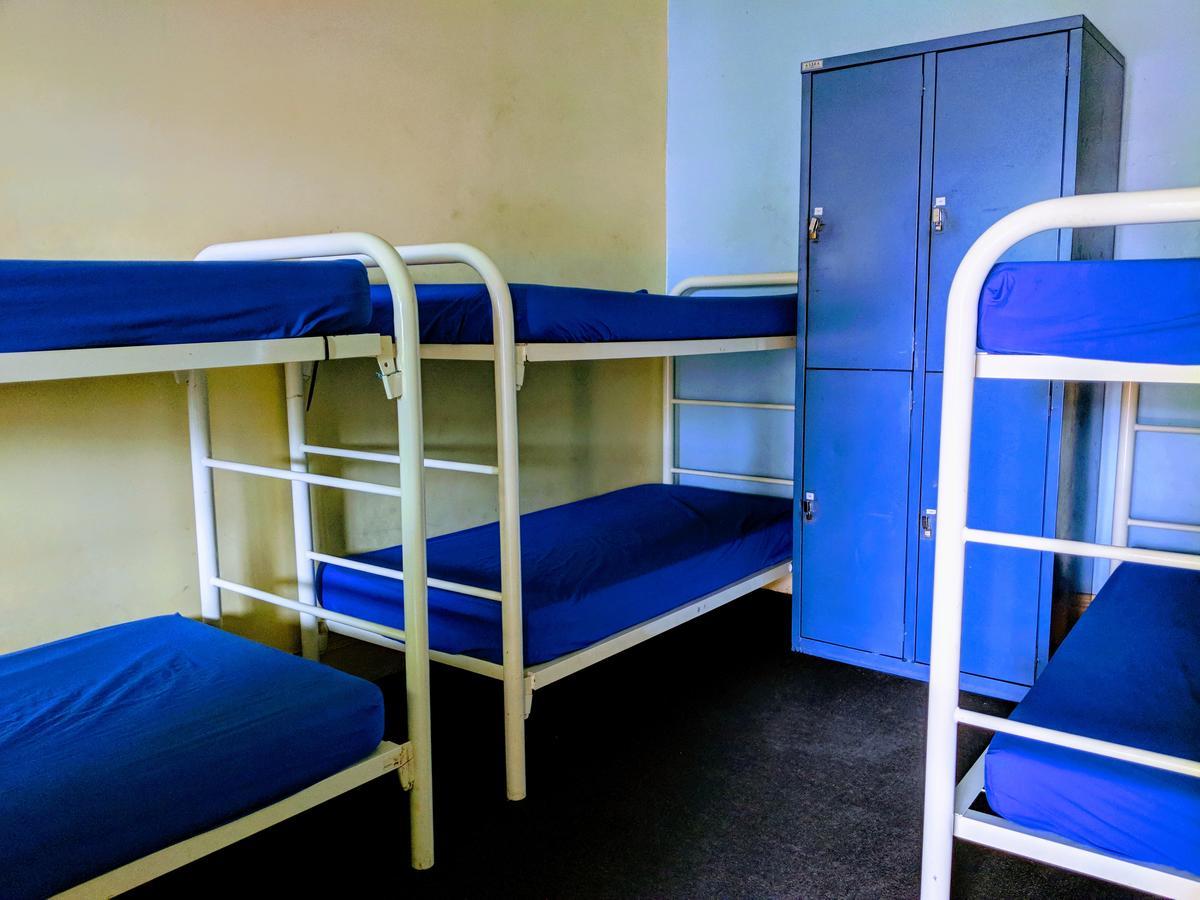Pirates Backpackers Hostel ฟรีแมนเทิล ภายนอก รูปภาพ