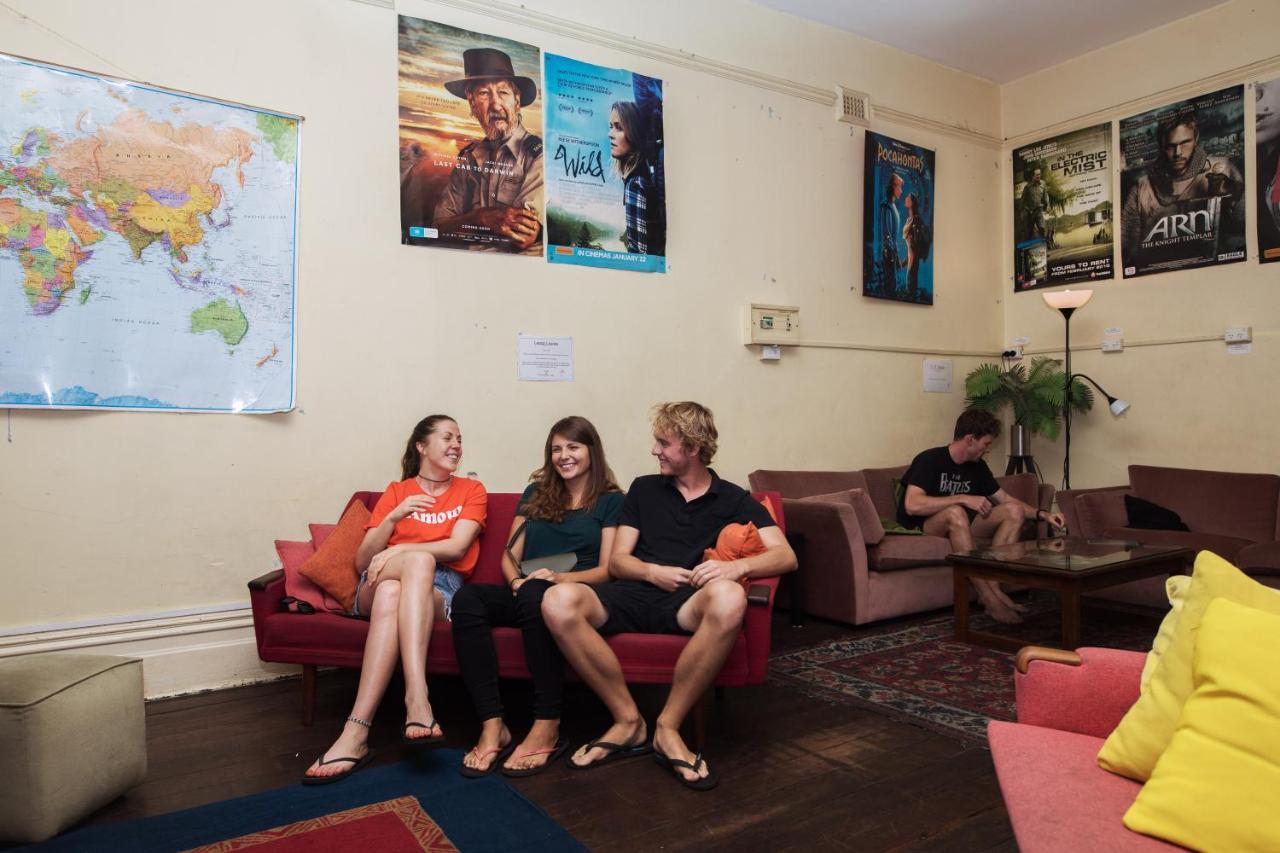 Pirates Backpackers Hostel ฟรีแมนเทิล ภายนอก รูปภาพ