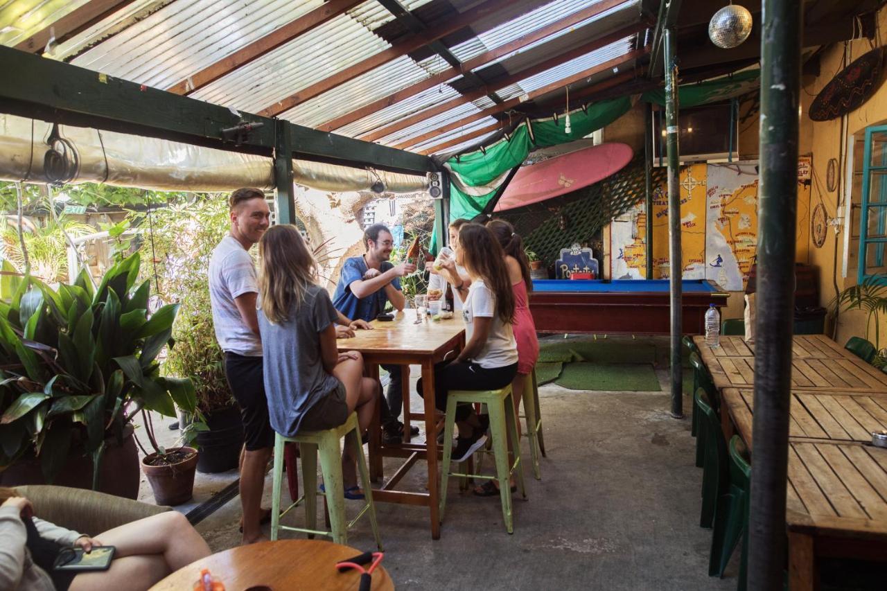 Pirates Backpackers Hostel ฟรีแมนเทิล ภายนอก รูปภาพ